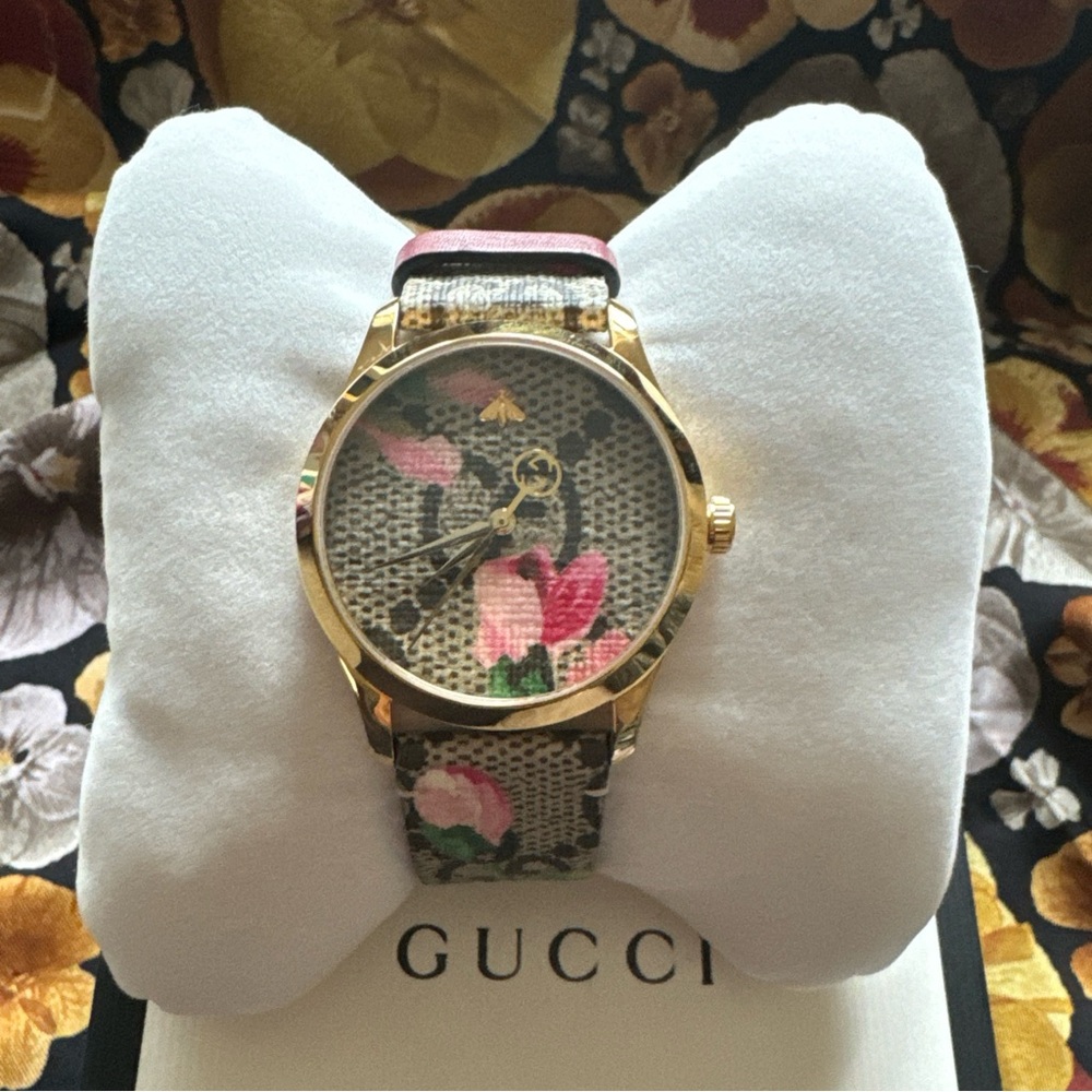 🌺🌸GUCCI BLOOMS TIMELESS WATCH🌸🌺 - Picture 1 of 12